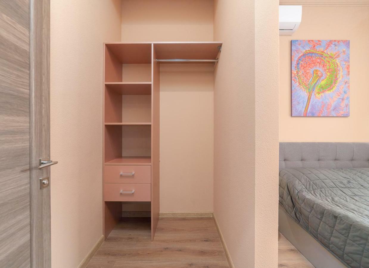 Green Apartments Odessa Dış mekan fotoğraf
