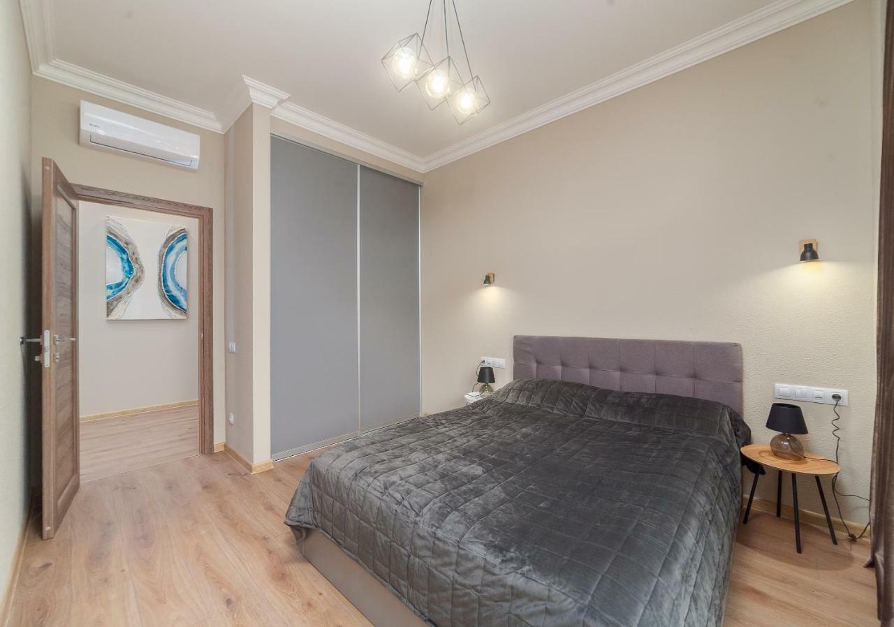 Green Apartments Odessa Dış mekan fotoğraf