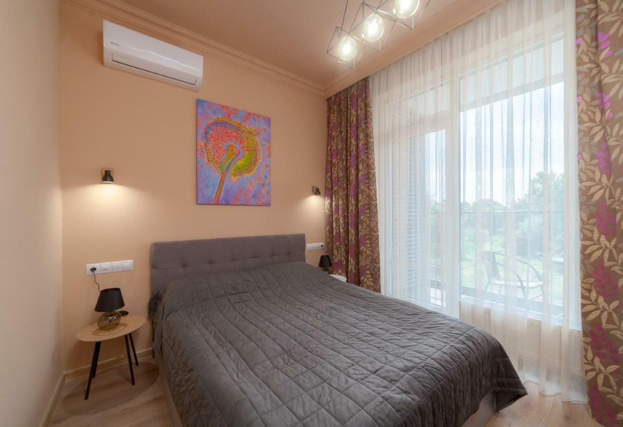 Green Apartments Odessa Dış mekan fotoğraf