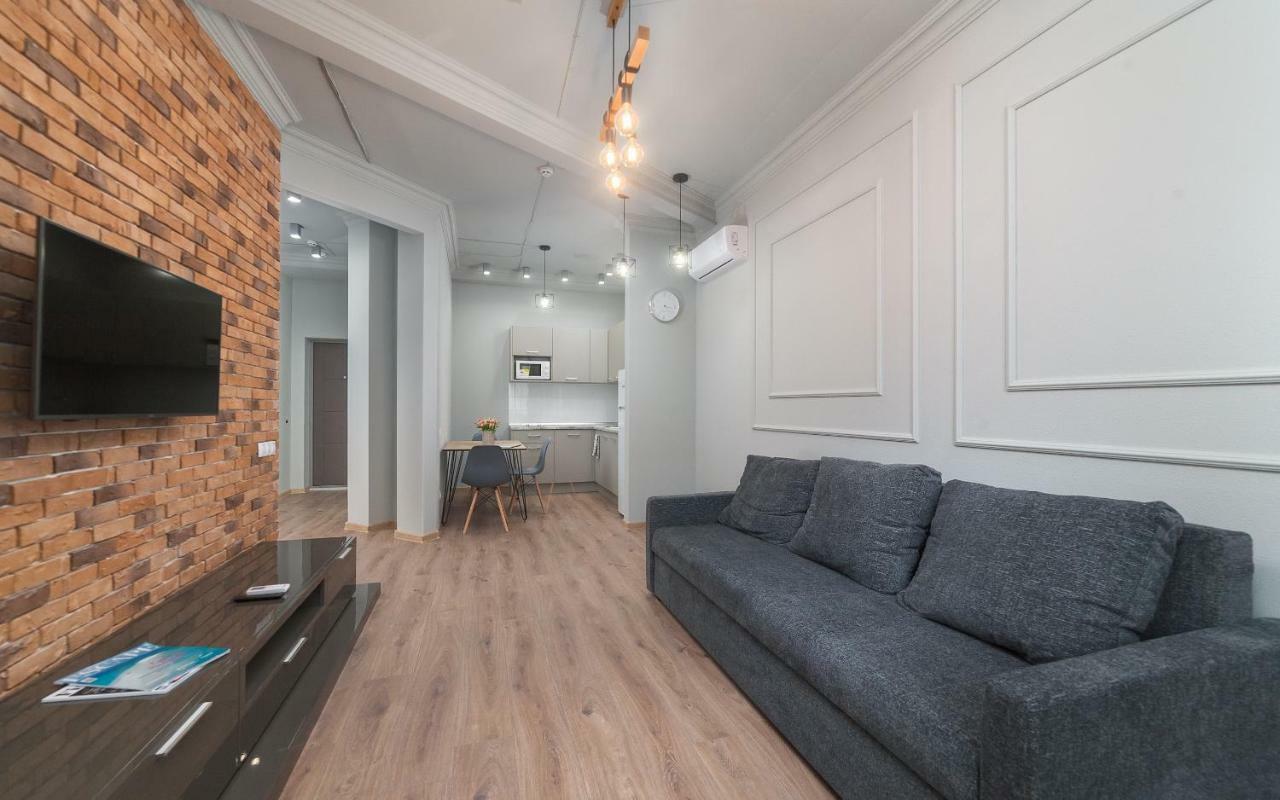 Green Apartments Odessa Dış mekan fotoğraf