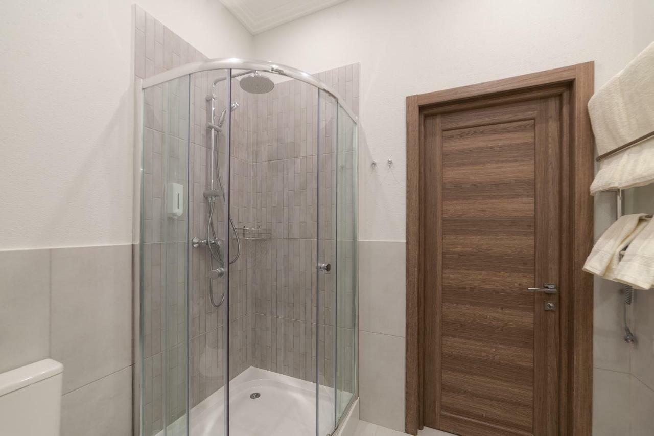 Green Apartments Odessa Dış mekan fotoğraf