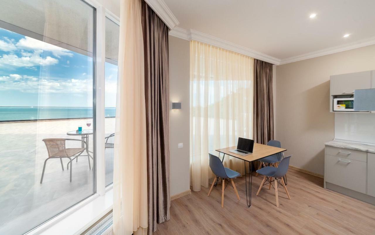 Green Apartments Odessa Dış mekan fotoğraf