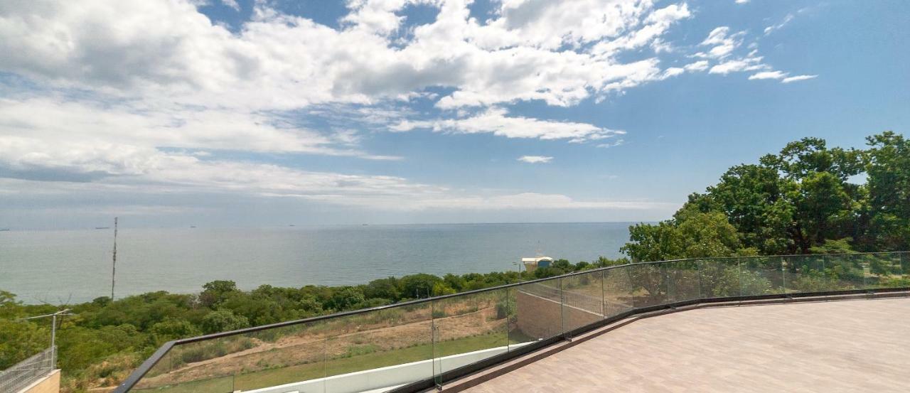 Green Apartments Odessa Dış mekan fotoğraf