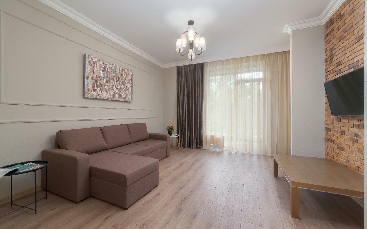 Green Apartments Odessa Dış mekan fotoğraf