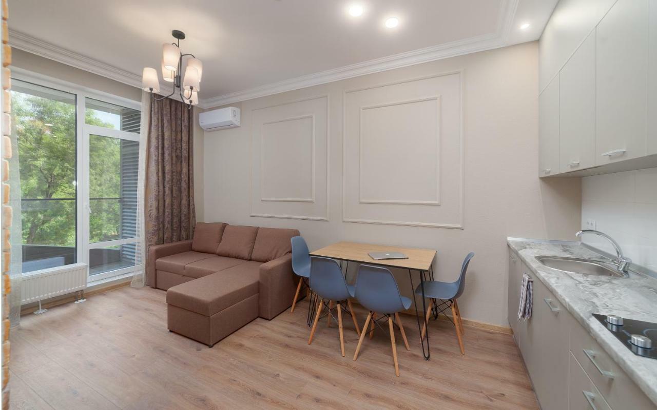 Green Apartments Odessa Dış mekan fotoğraf