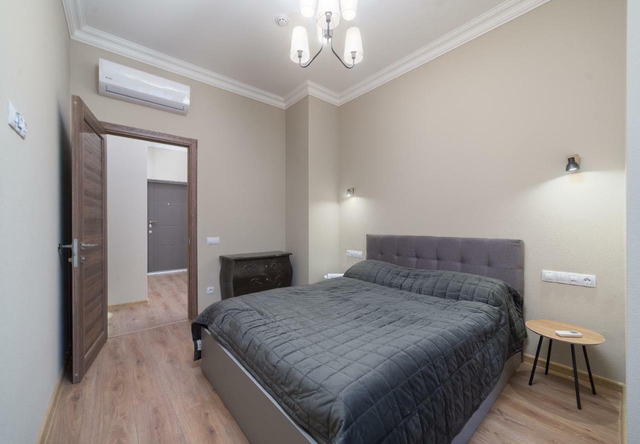 Green Apartments Odessa Dış mekan fotoğraf