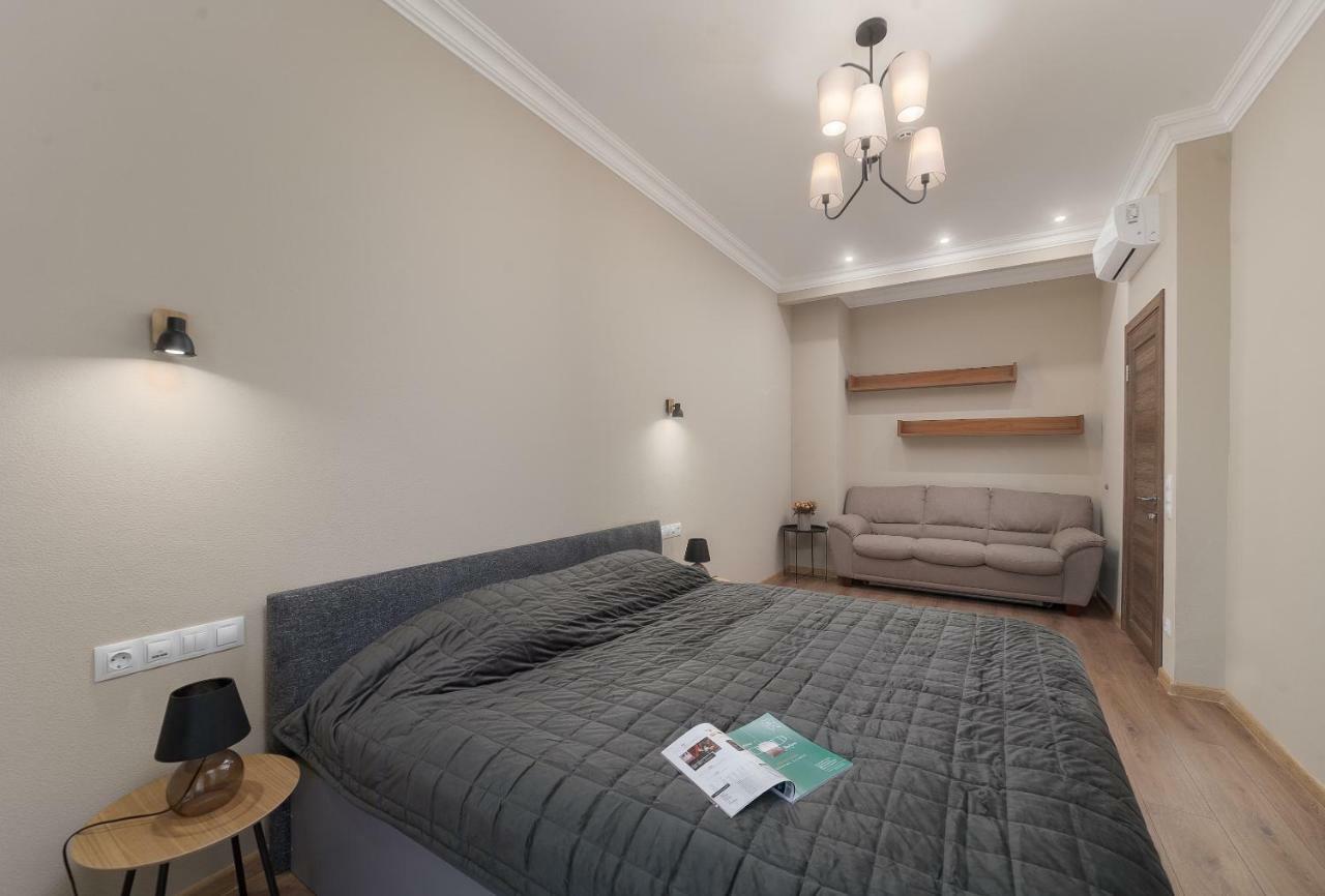 Green Apartments Odessa Dış mekan fotoğraf