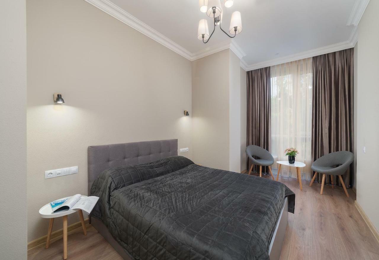Green Apartments Odessa Dış mekan fotoğraf